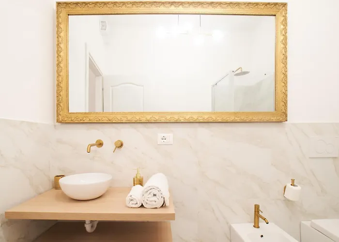 Luxury - 5 Minutes Walk From The Duomo *