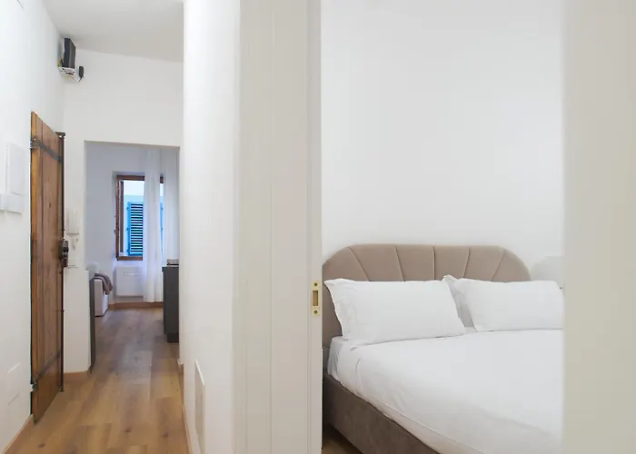 Luxury - 5 Minutes Walk From The Duomo Lägenhet